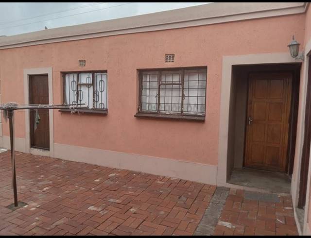 3 BEDROOM HOUSE FOR SALE IN RABIE RIDGE
